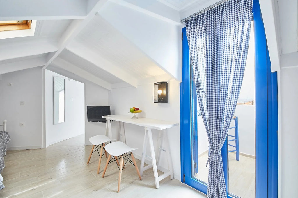 Atheras Hotel Evdilos