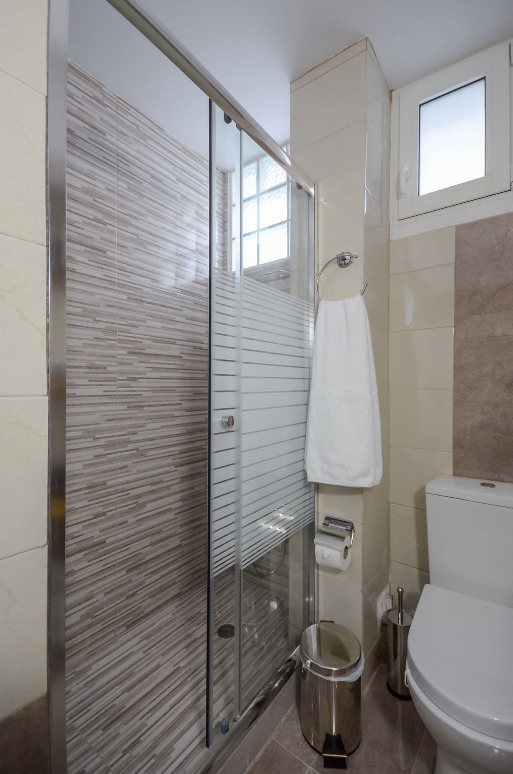 appartamento con bagno privato Atene