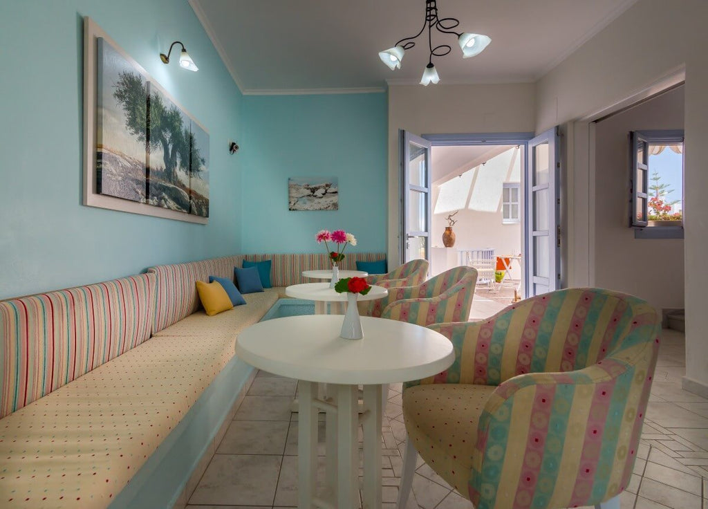 Hotel Aeolis Adamas Milos