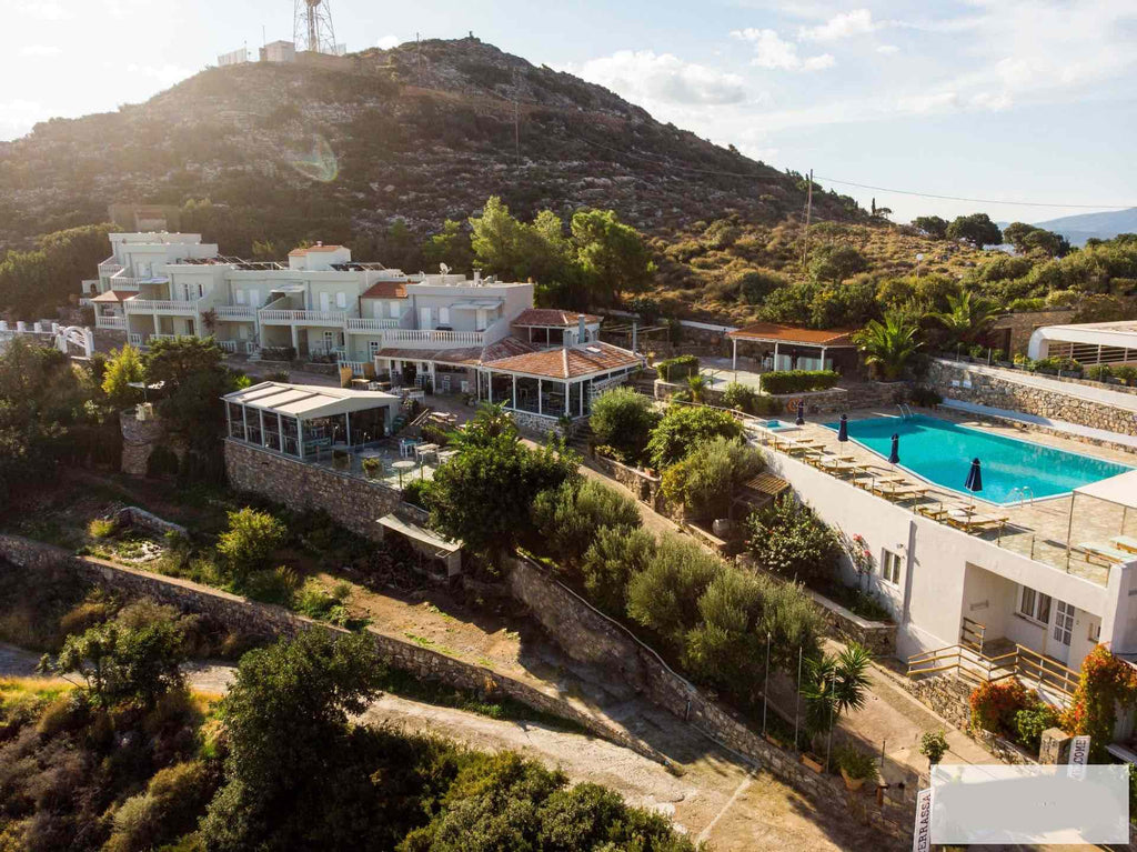 Elounda apartments and studios