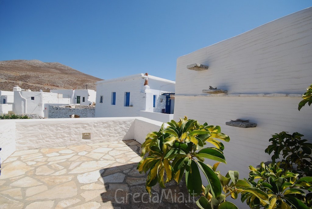 Emprostiada Traditional Guesthouse