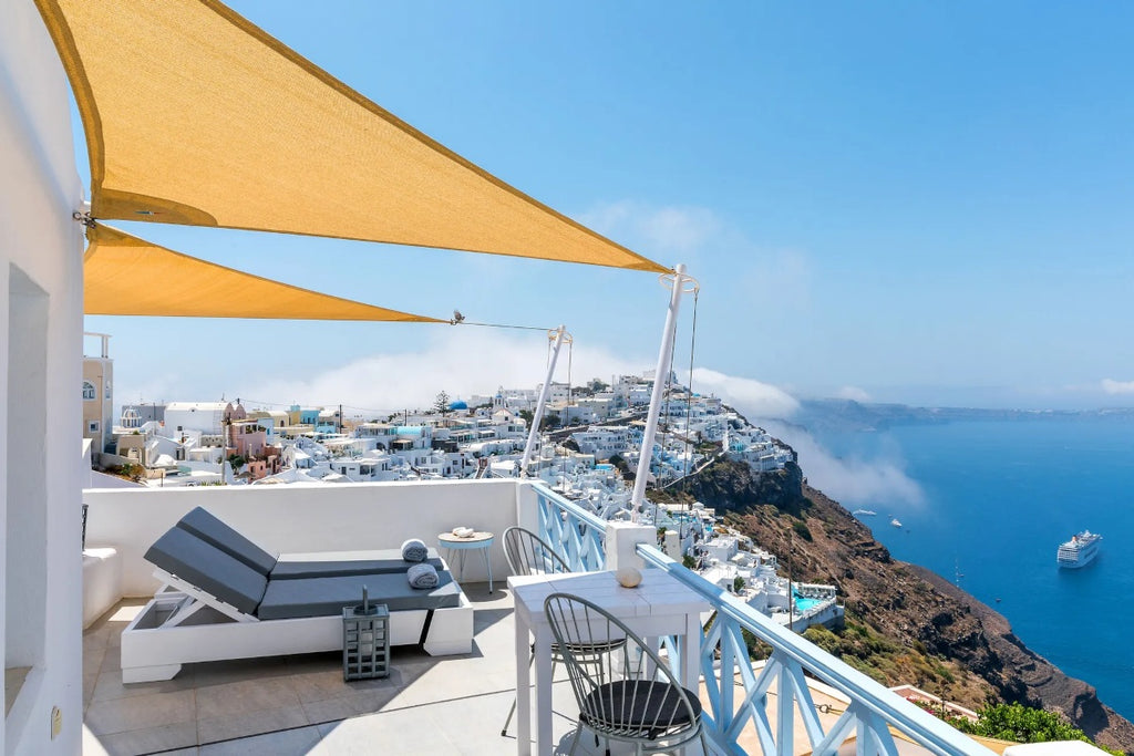 Santorini hotel caldera