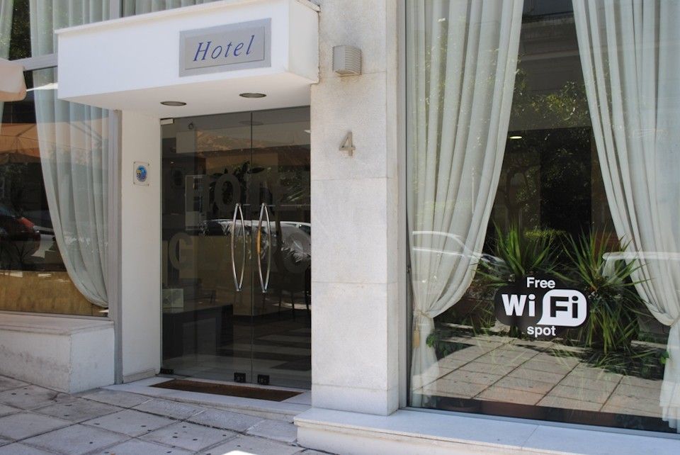 glaros hotel piraeus