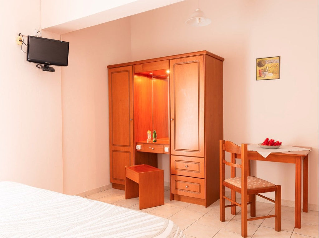 studios Agios Georgos Corfù