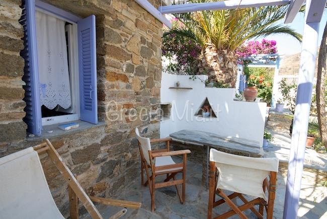 Tinos studios in affitto