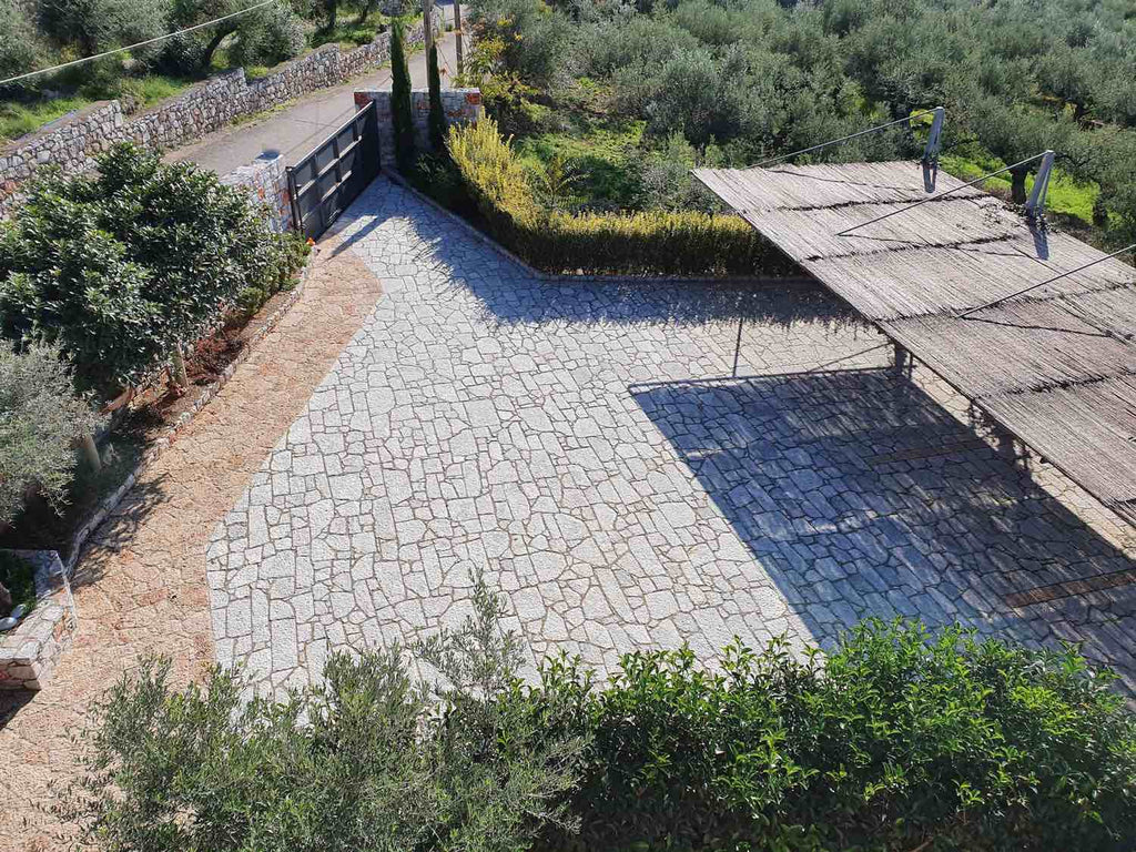 Kardamili Houses