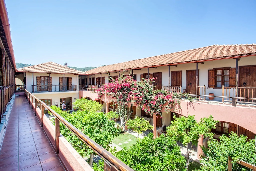 Skopelos Chora Hotel