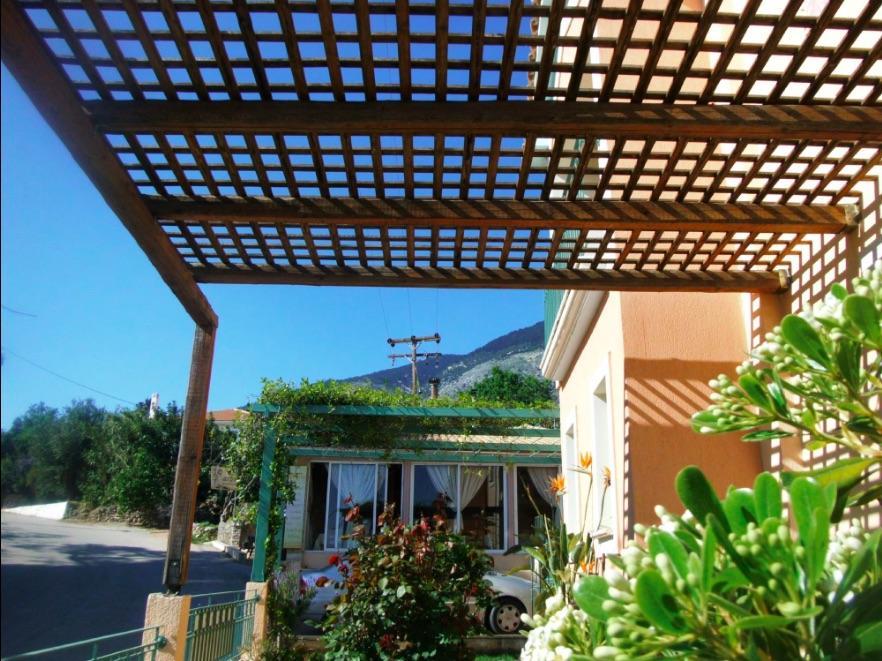 Liocharis Apartments