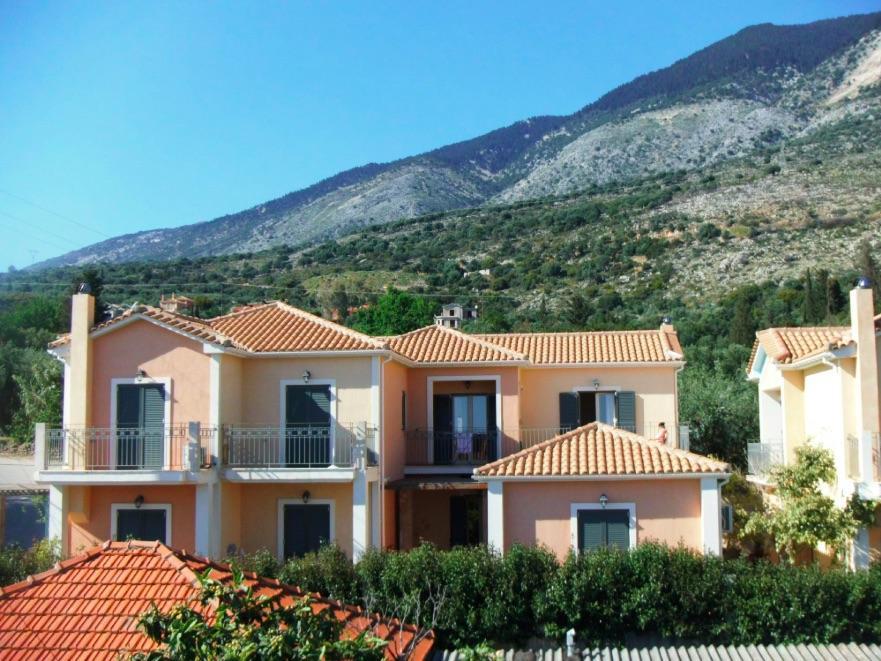 Liocharis Apartments