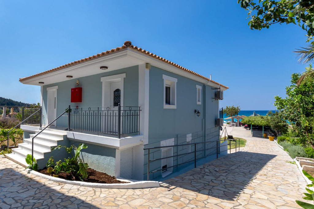 Lourdata Beach Hotel