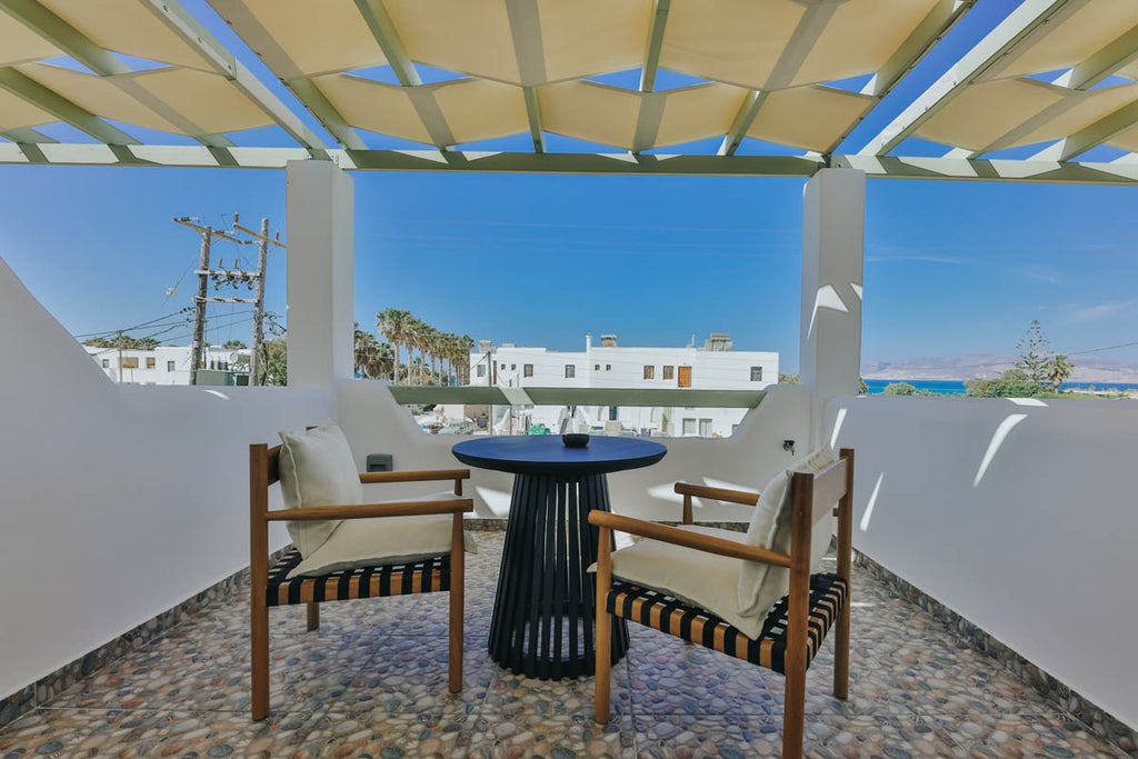 Maragas suites Naxos