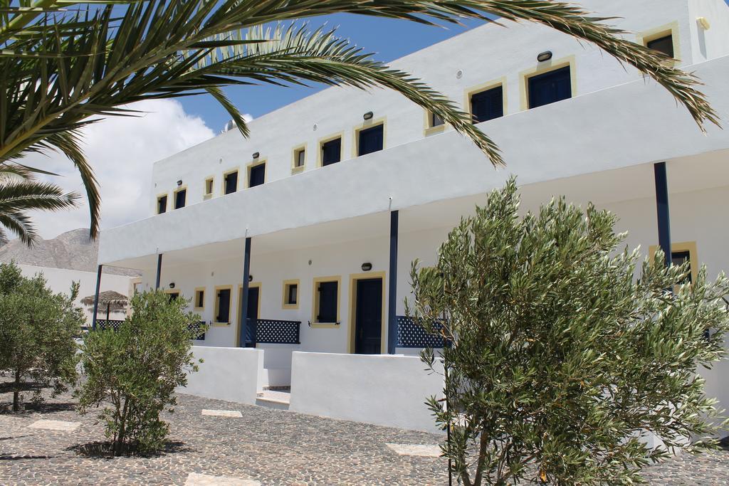 Mary Rooms Santorini