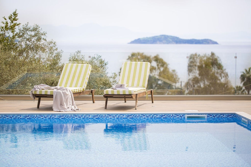 Irida Aegean View Hotel