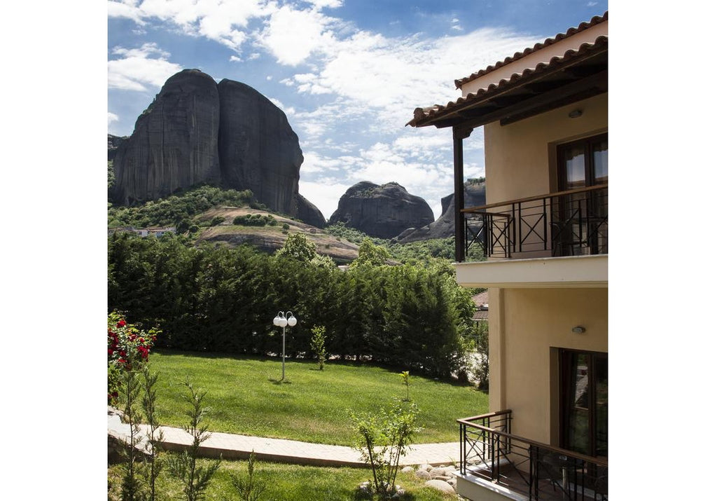Meteoritis Hotel