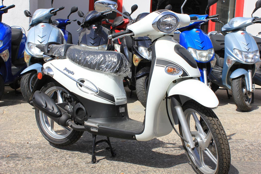 Noleggio scooter e quad Sifnos