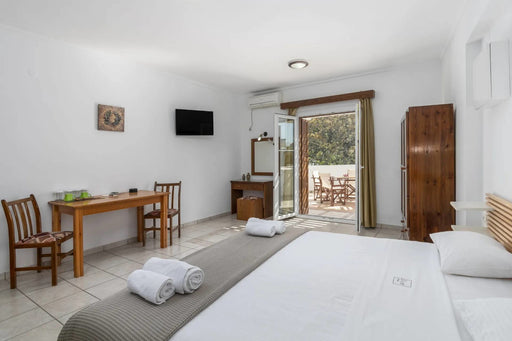 [309593702]Camera quadrupla ad Adamas