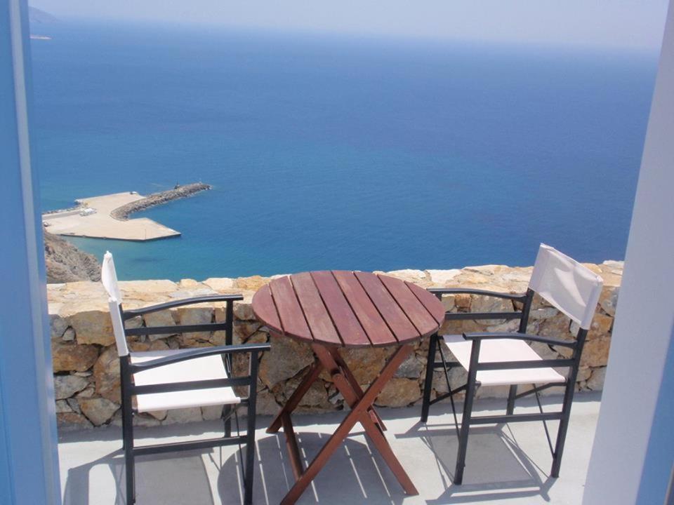 Studios ad Anafi con vista mare