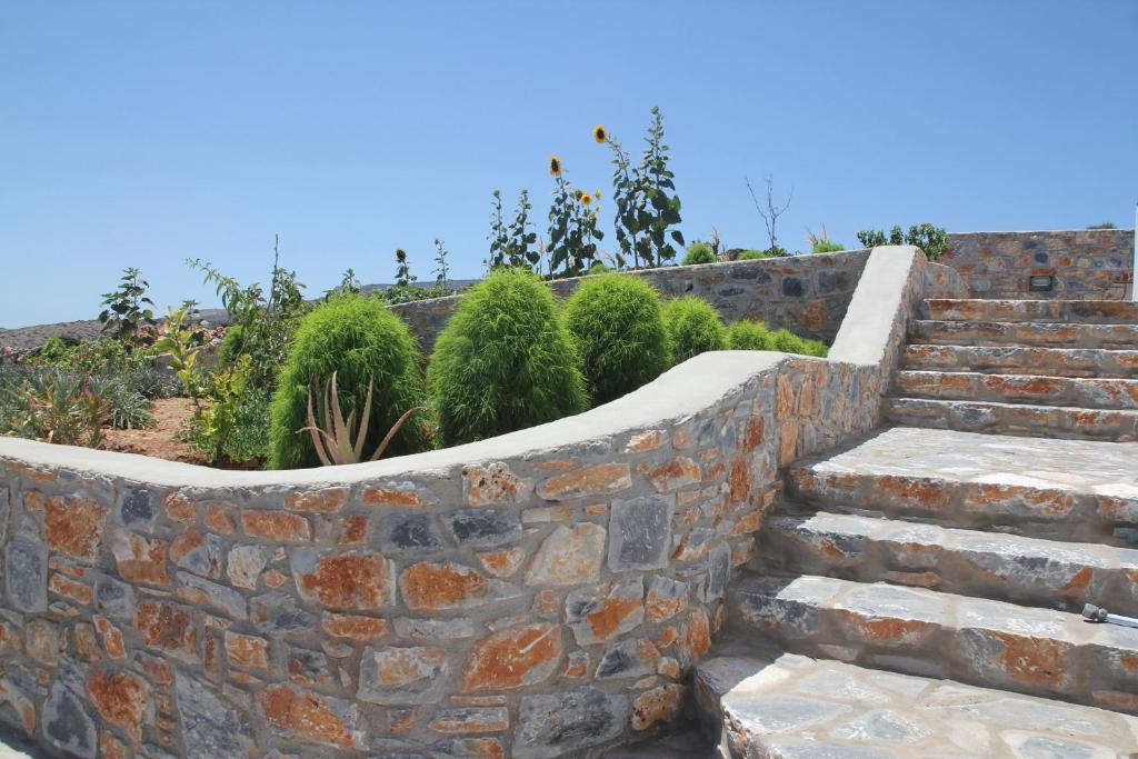 Meltemi Retreat Iraklia