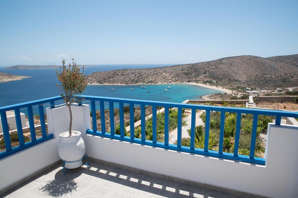 Meltemi Retreat Iraklia