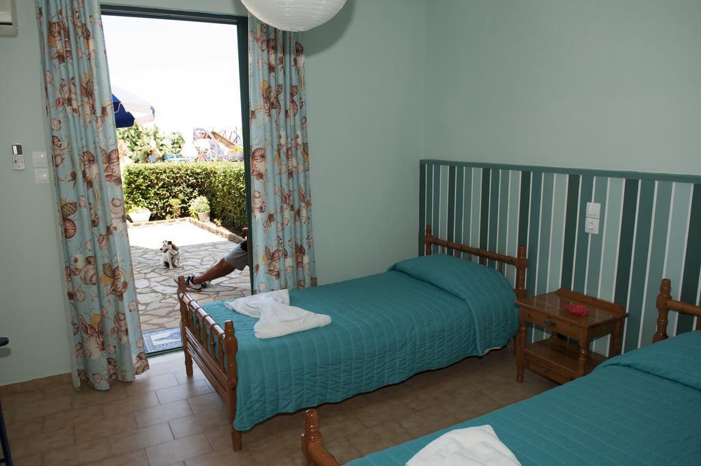 Zante camera vista mare