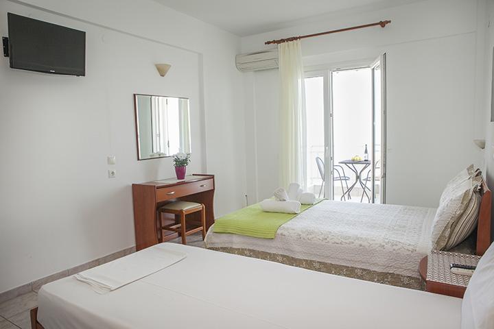 Zephyros Apartments Afytos