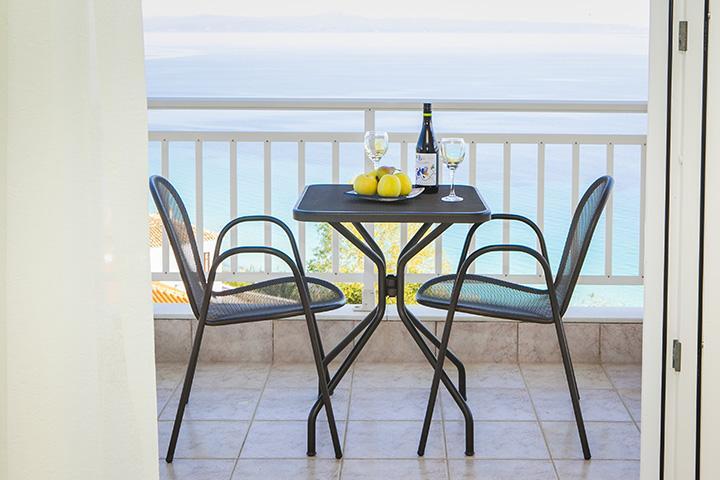 Zephyros Apartments Afytos