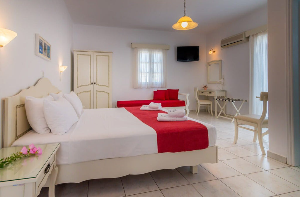 Hotel Aeolis Adamas Milos