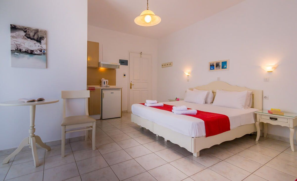 Hotel Aeolis Adamas Milos